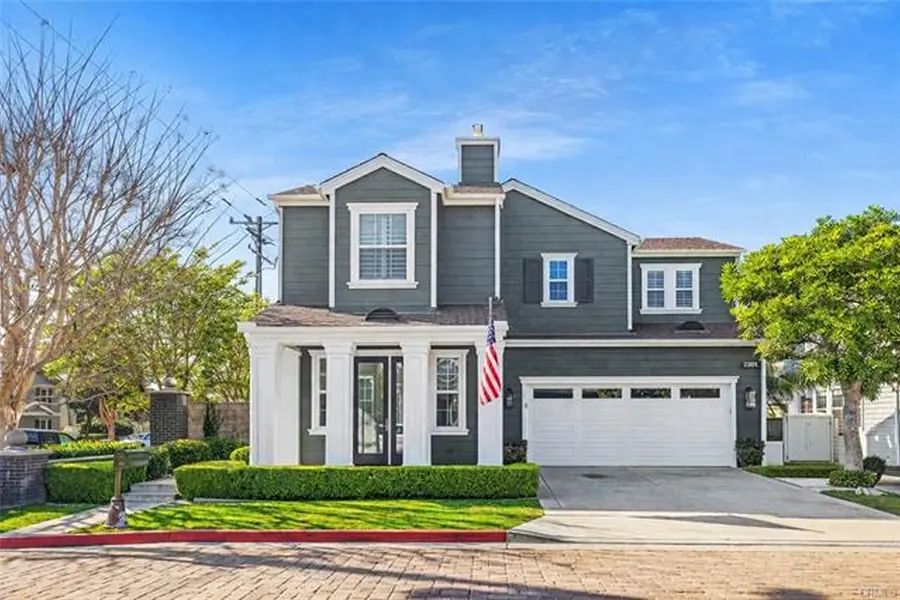 Recent East Costa Mesa home sale on Half Moon