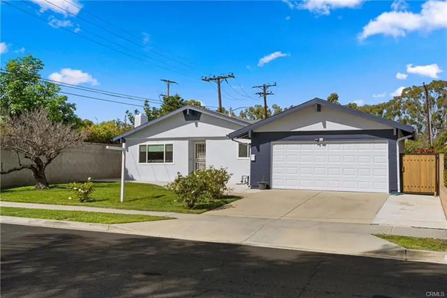Active South Coast Metro Costa Mesa home on Olympic with price cut