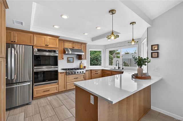 Recent Huntington Beach sale on Coralwood Lane